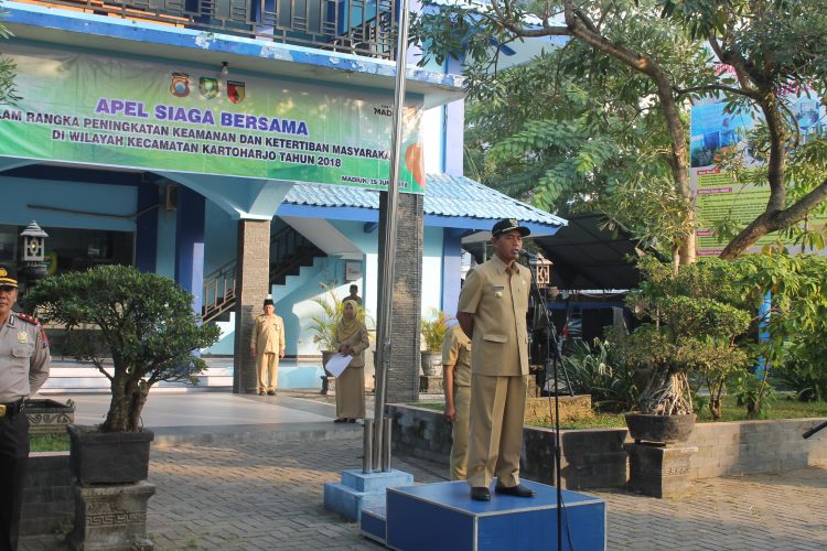 Apel Siaga Bersama Dalam Rangka Peningkatan Keamanan dan Ketertiban Masyarakat di Wilayah Kecamatan Kartoharjo Tahun 2018